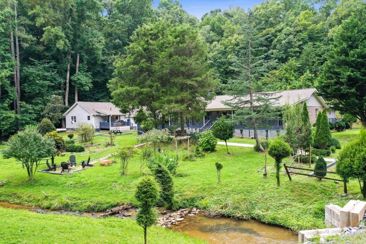 2 Separate Cabins Along A Peaceful Creek With Resort Amenities Ellijay Exterior photo