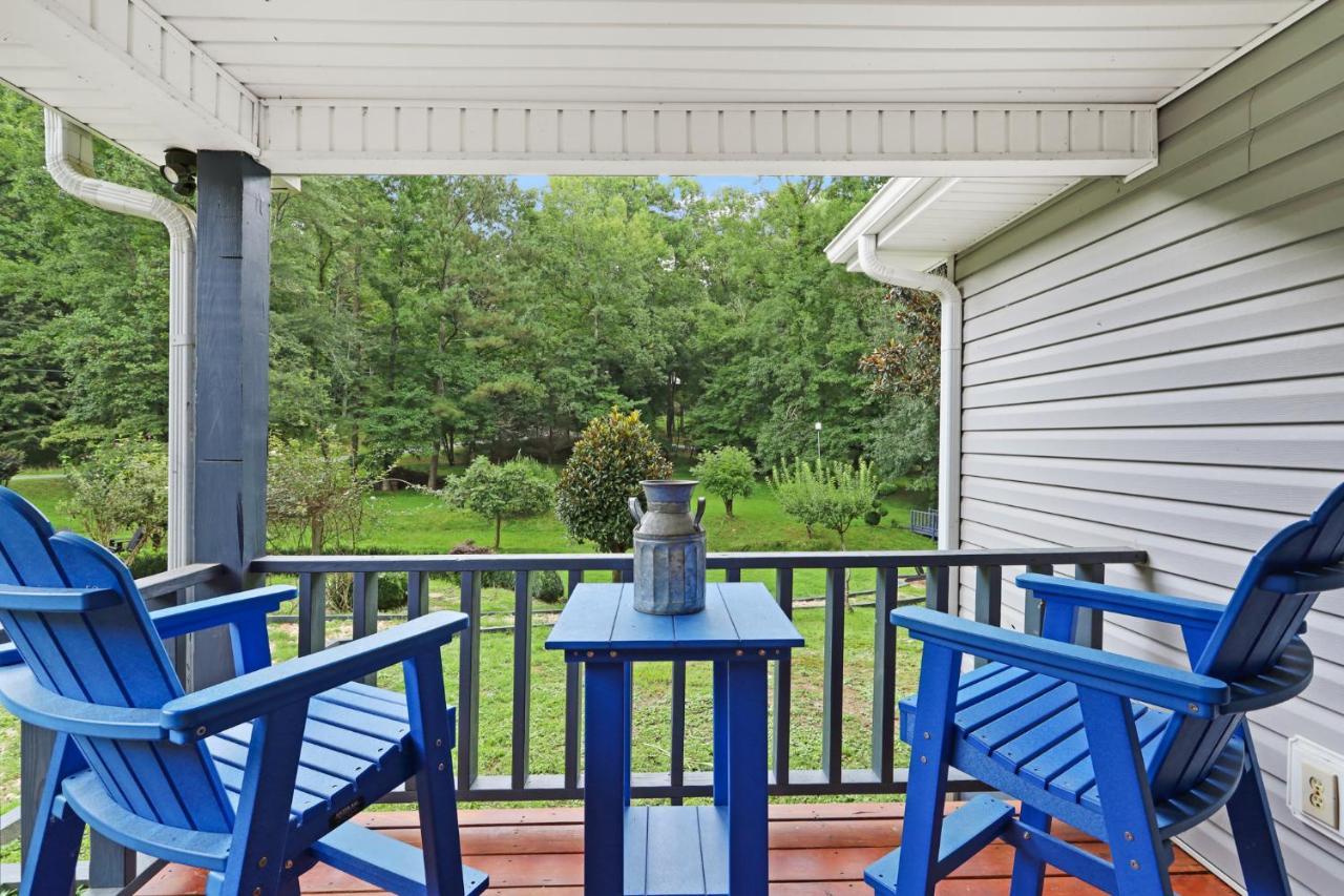 2 Separate Cabins Along A Peaceful Creek With Resort Amenities Ellijay Exterior photo